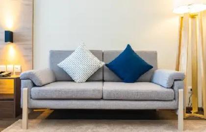The Art of Living: A Complete Guide to Functional & Beautiful Furniture